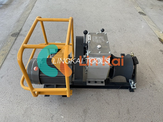 Ventilatore elettrico per la trazione dei cavi con tamburo staccabile per la gestione dei cavi